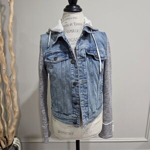 Free People Women's Denim Jacket with Gray Sleeves Sz.S/P